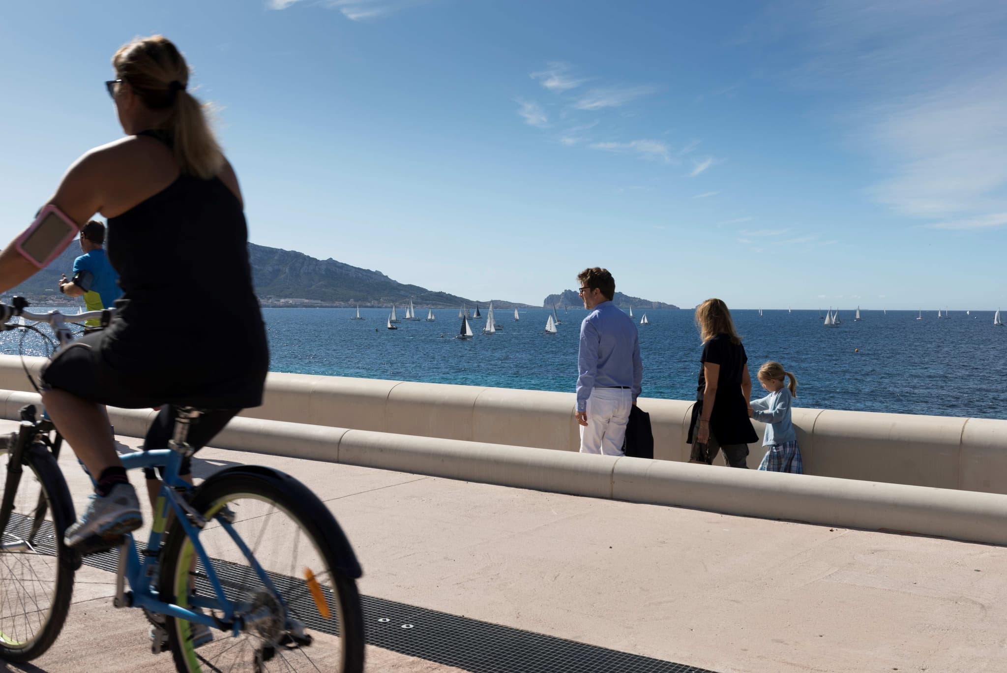 Corniche velo pietons