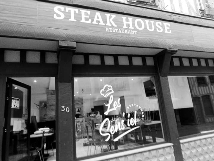 Façade resto.jpg