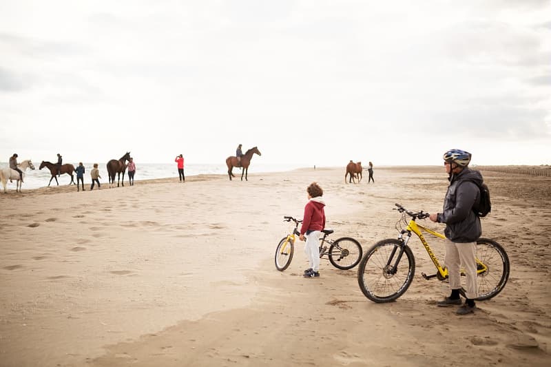 Sur la plage Napoléon Cyclotourisme