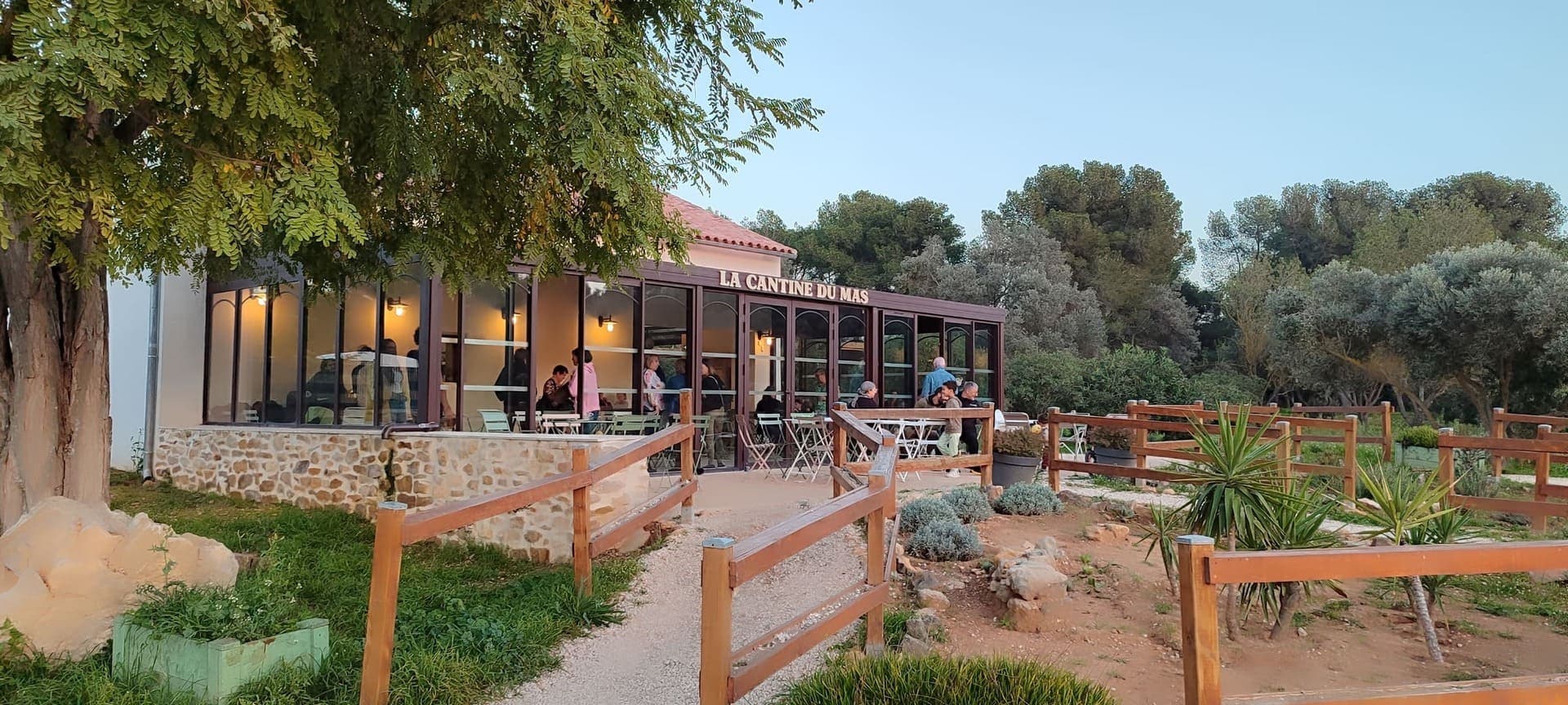 La cantine du Mas_Martigues