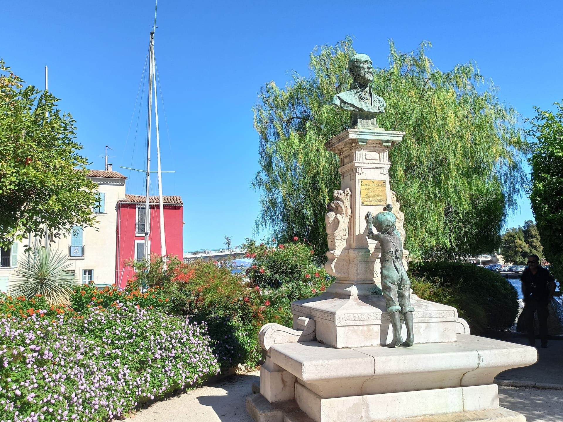 Monument Etienne Richaud_Martigues