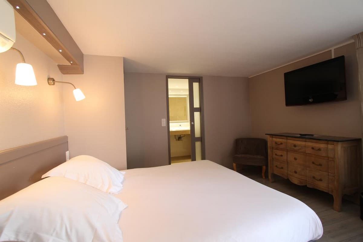 Hotel_Van_Gogh_chambre