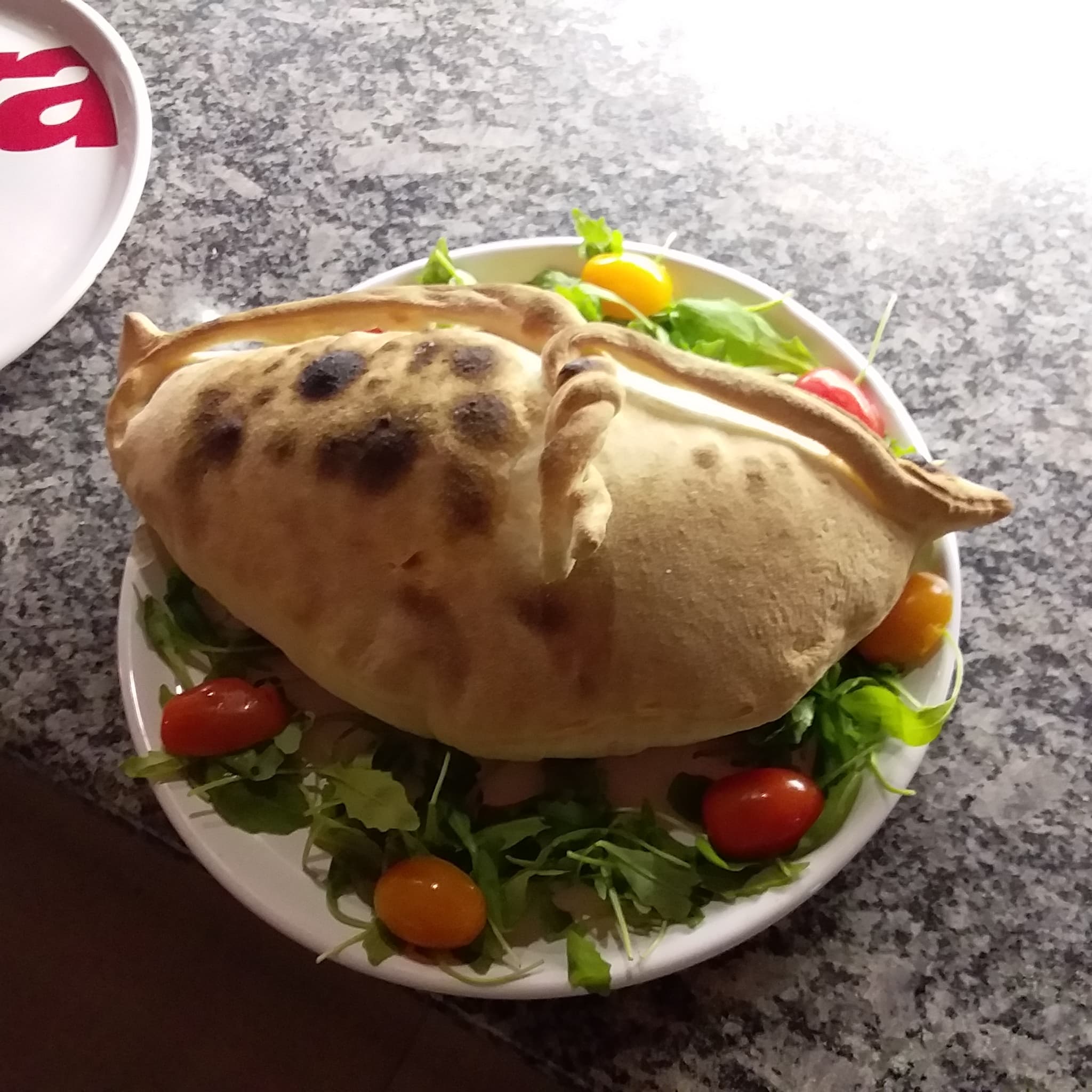 CALZONE
