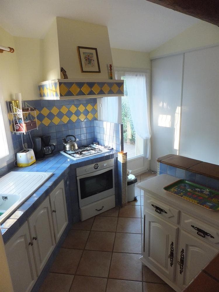 Le Clos Des Oliviers et la Tour