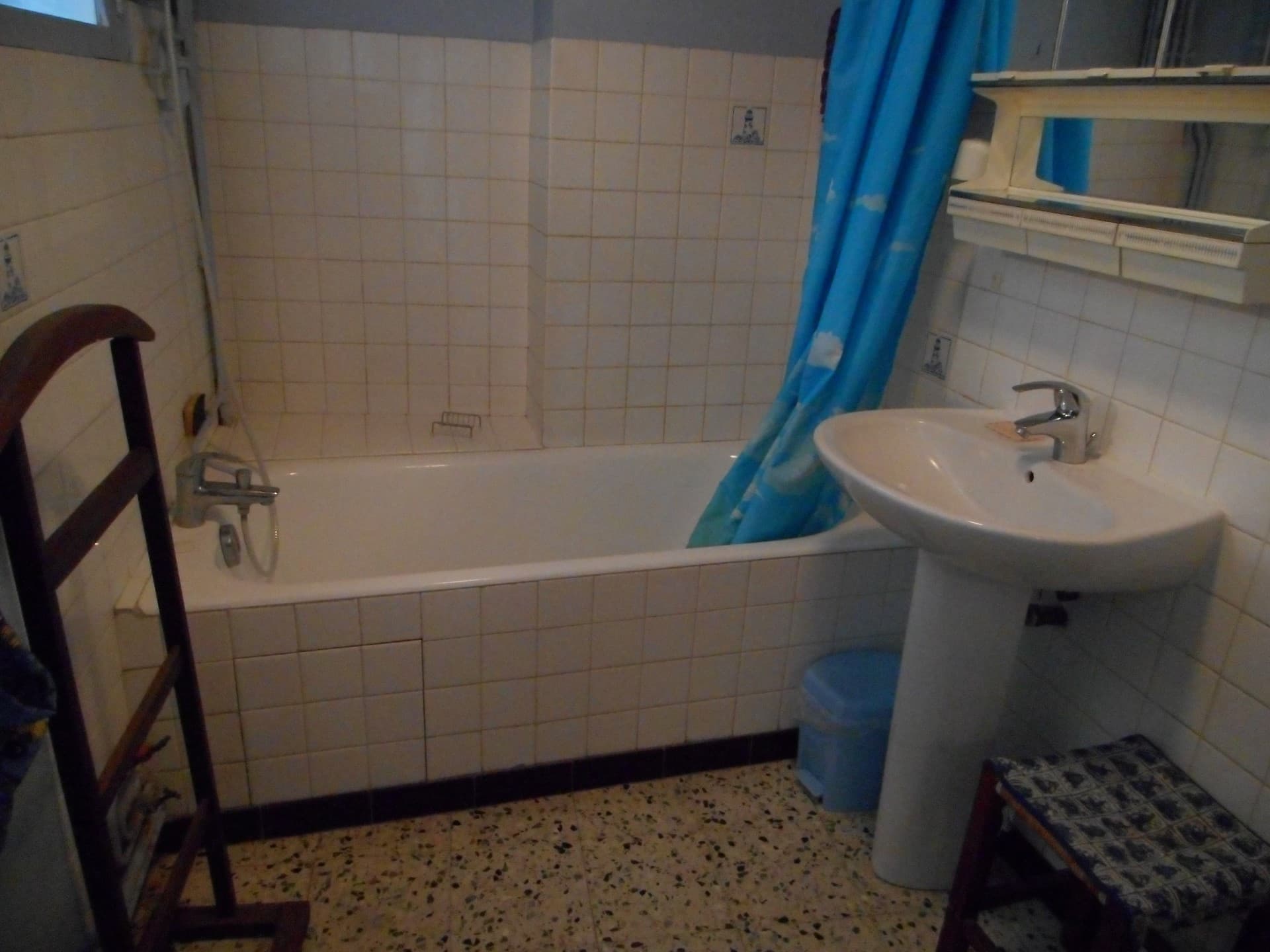 1ère salle de bain.jpg