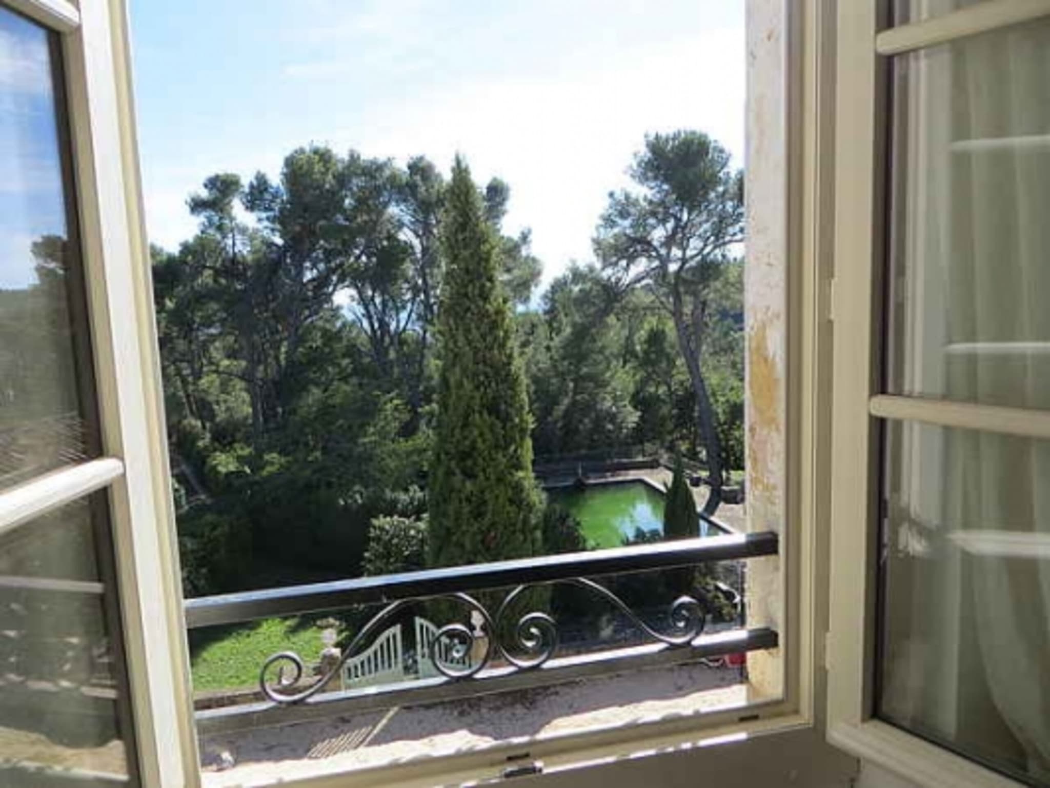 Domaine de MESSERY
