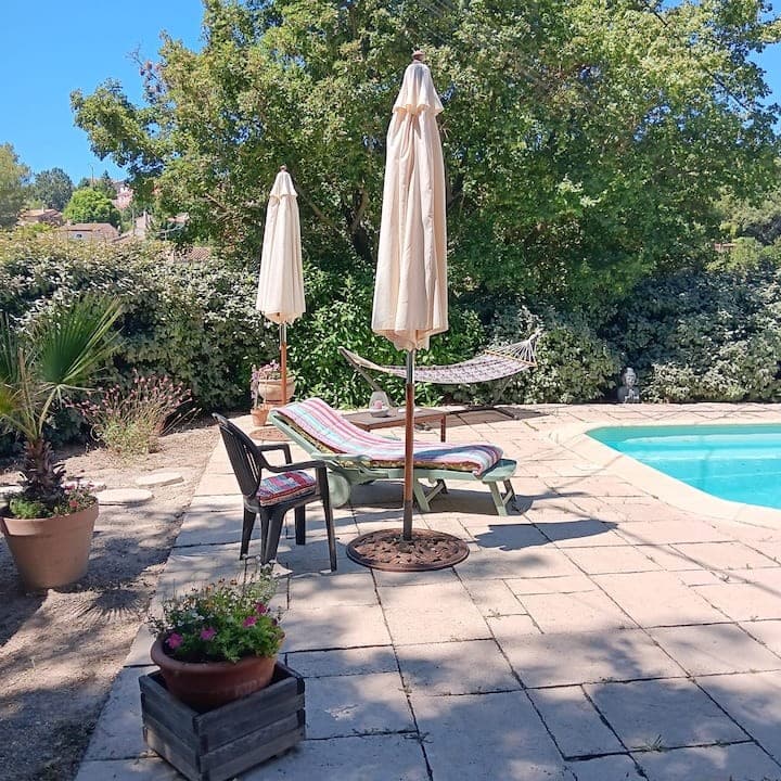 Bel appartement dans une villa_Fuveau