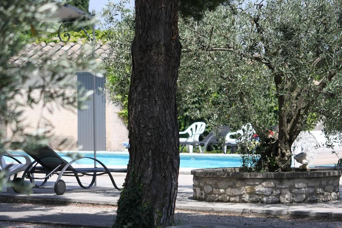 Hotel_Van_Gogh_vue_piscine