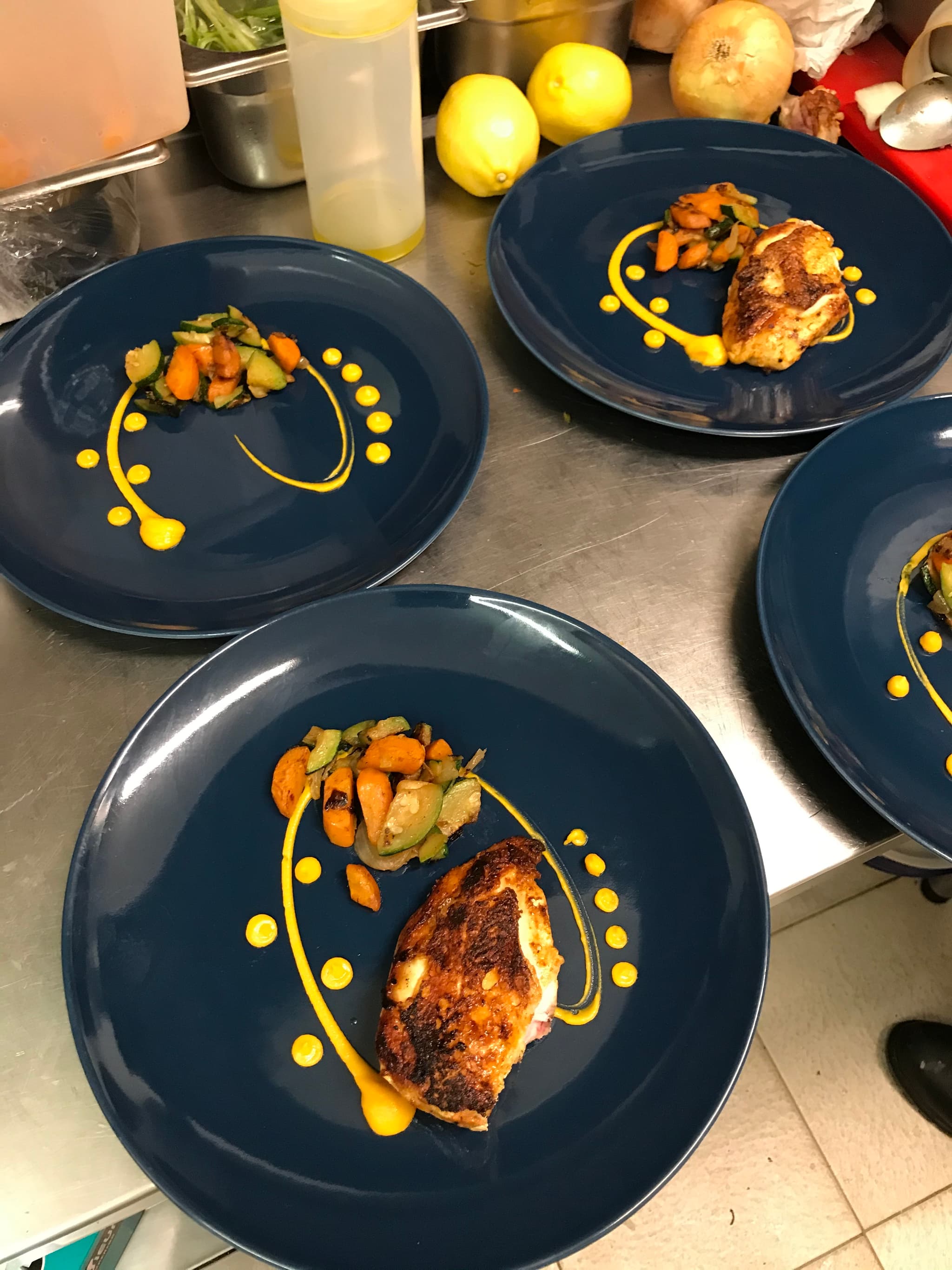 Monstre Restaurant Galerie