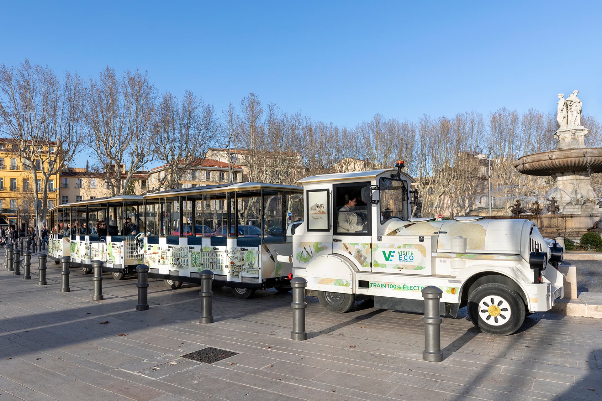 Train touristique électrique d'Aix-en-Provence - by FRANCE Voguette