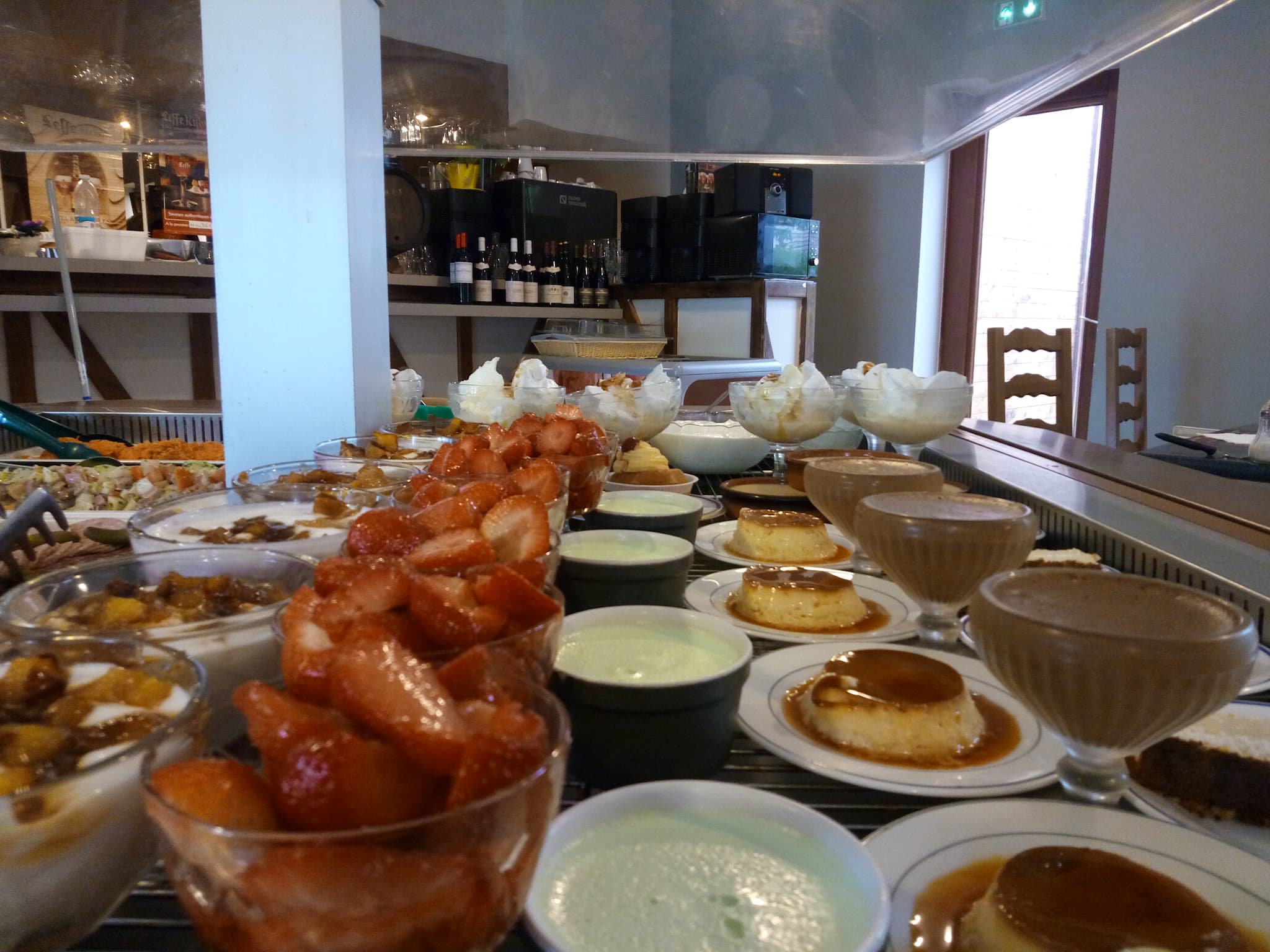 buffet desserts