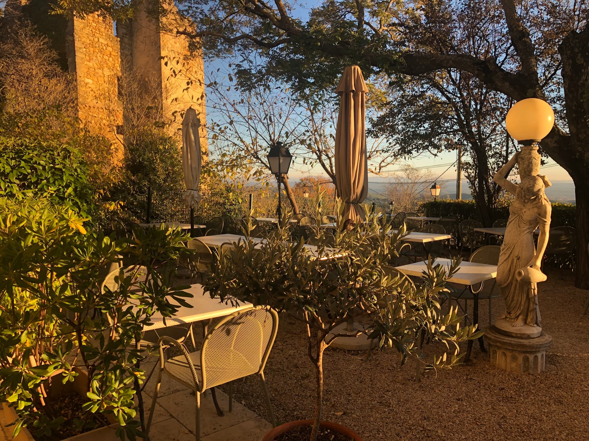 Le Repaire terrasse