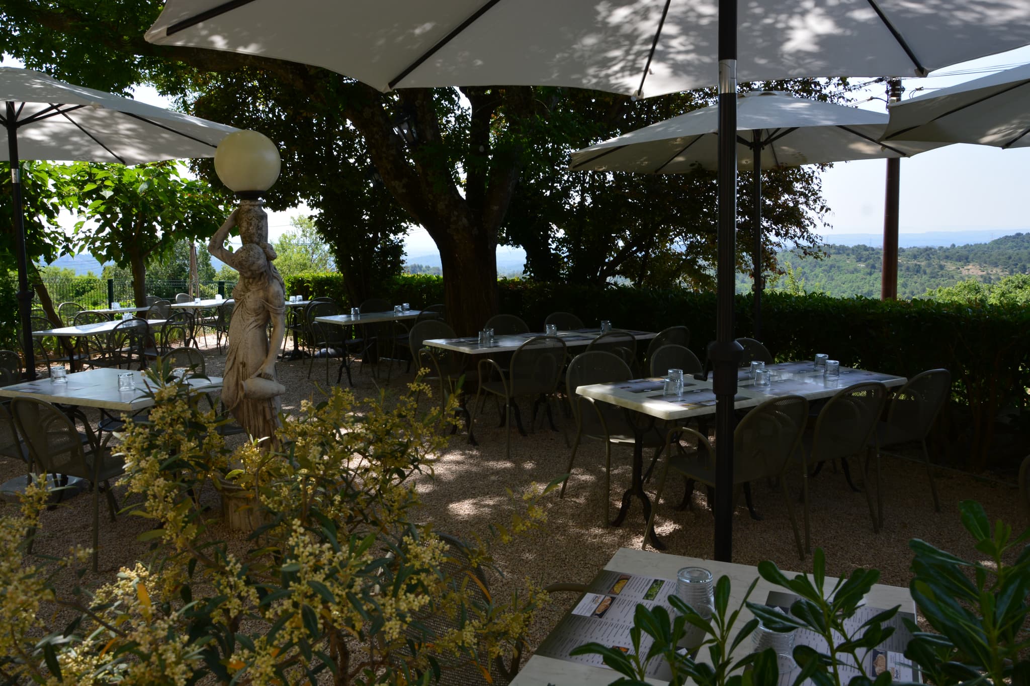 Le Repaire terrasse