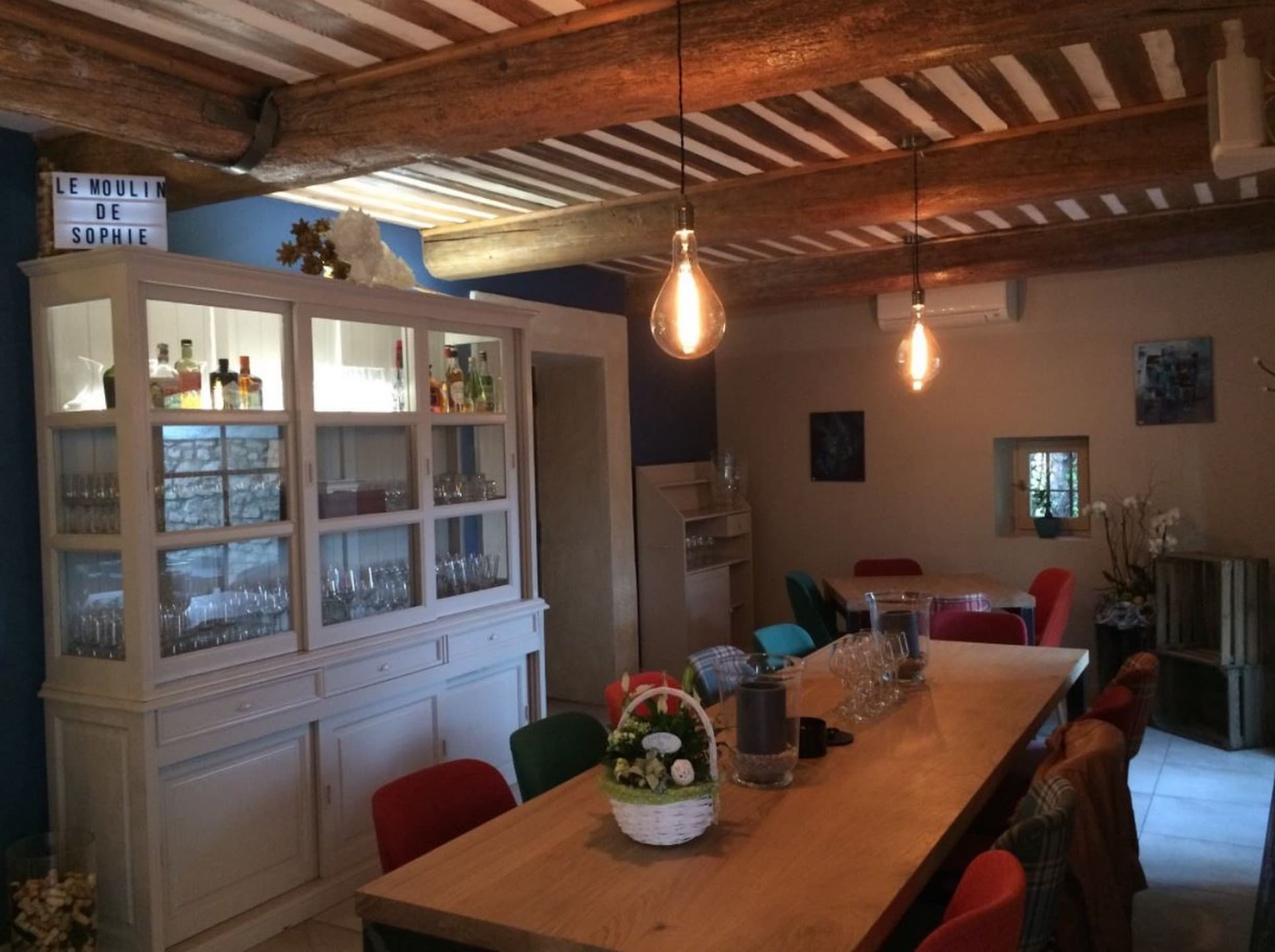 Le_Moulin_de_Sophie_grande_table