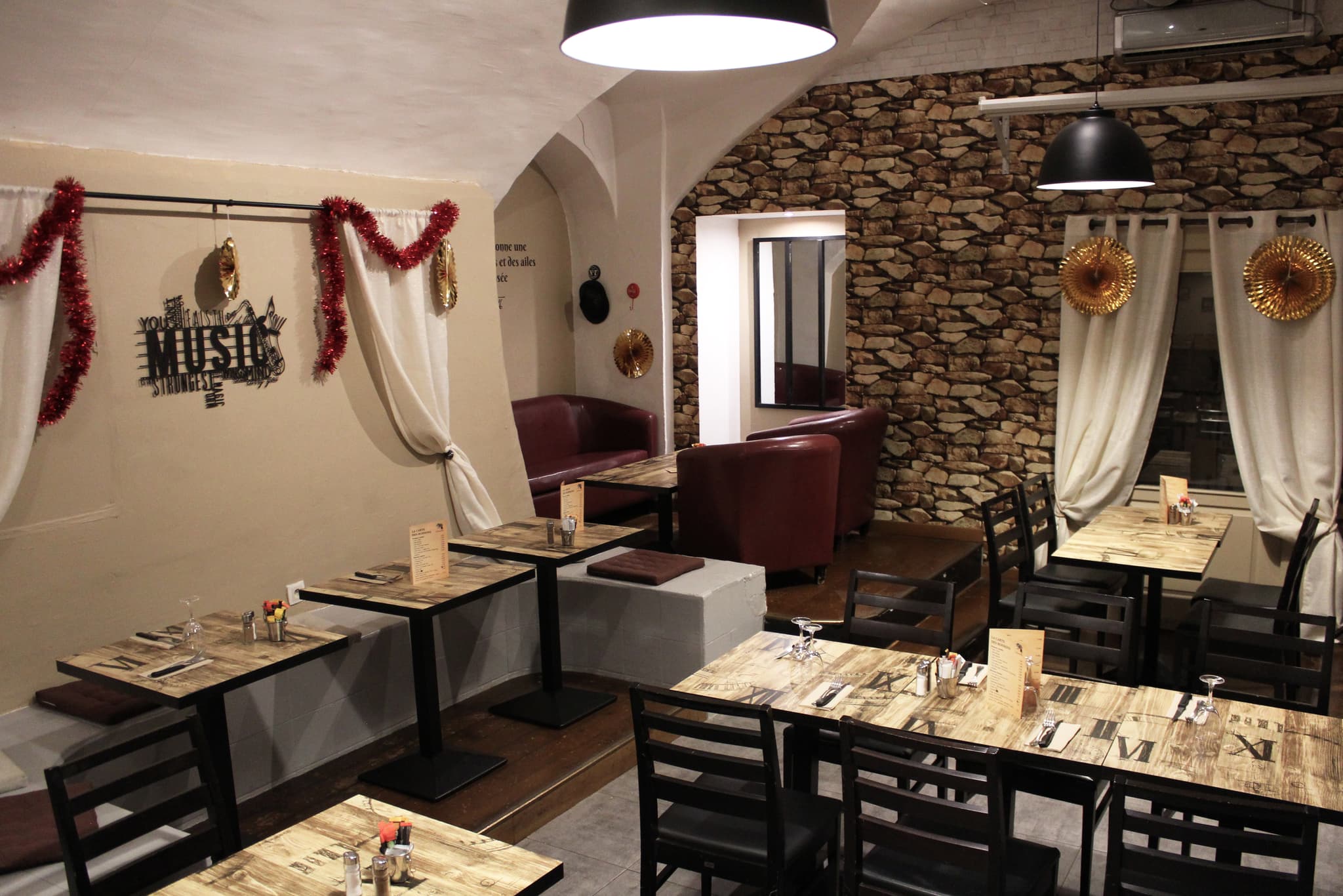 Restaurant Le Perroquet Bleu Marseille