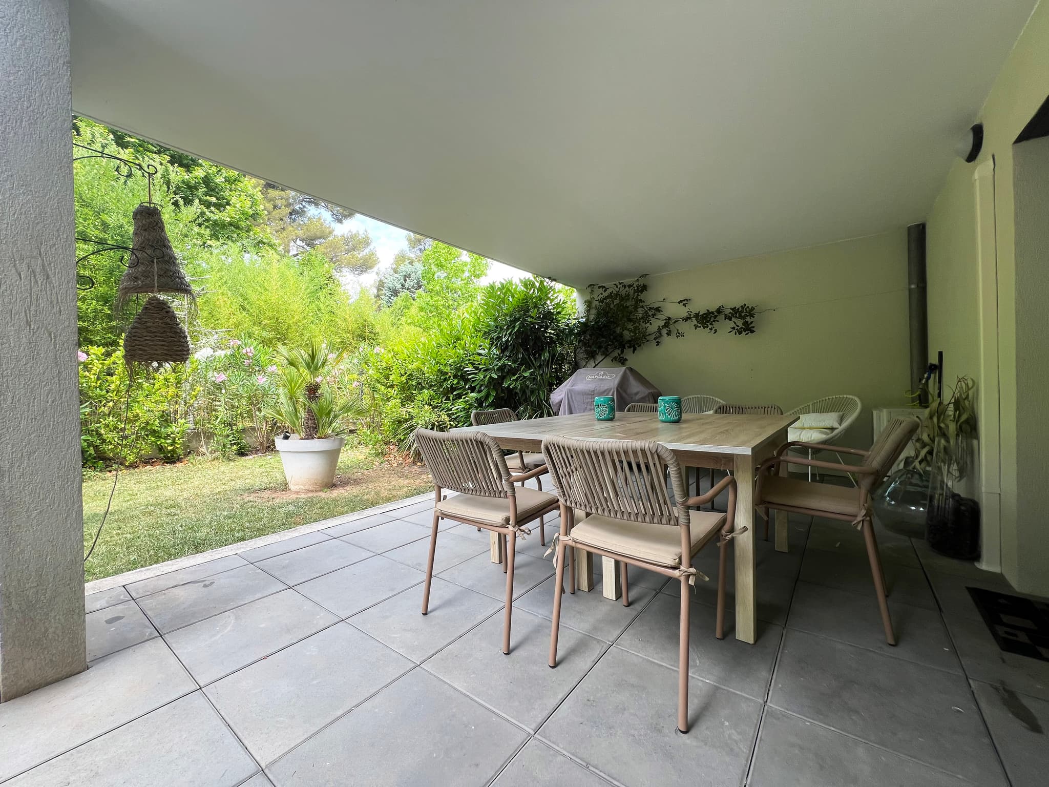 Terrasse couverte