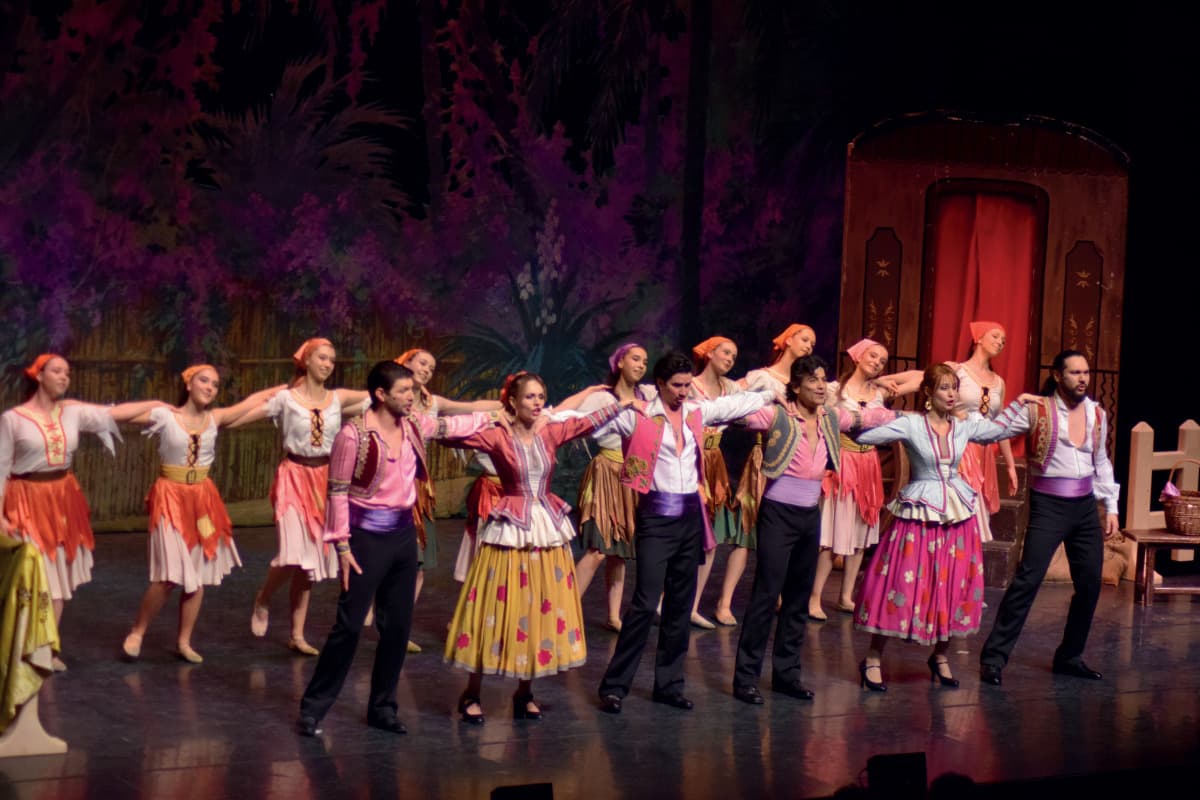 Au Théâtre : "Viva la Fiesta"_Tarascon