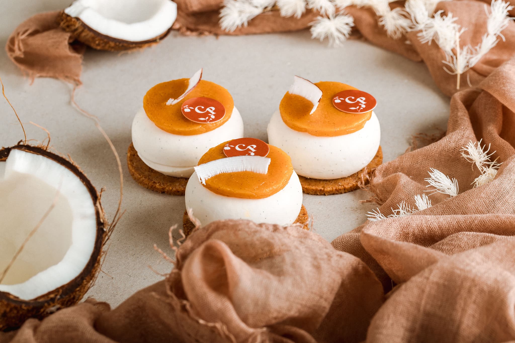 cheese cake, passion, mangue et noix de coco