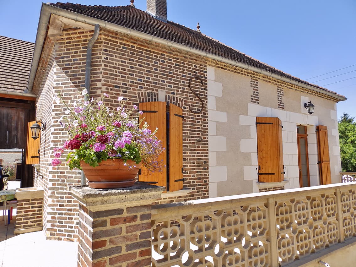 La façade de la Colin'Othe.JPG