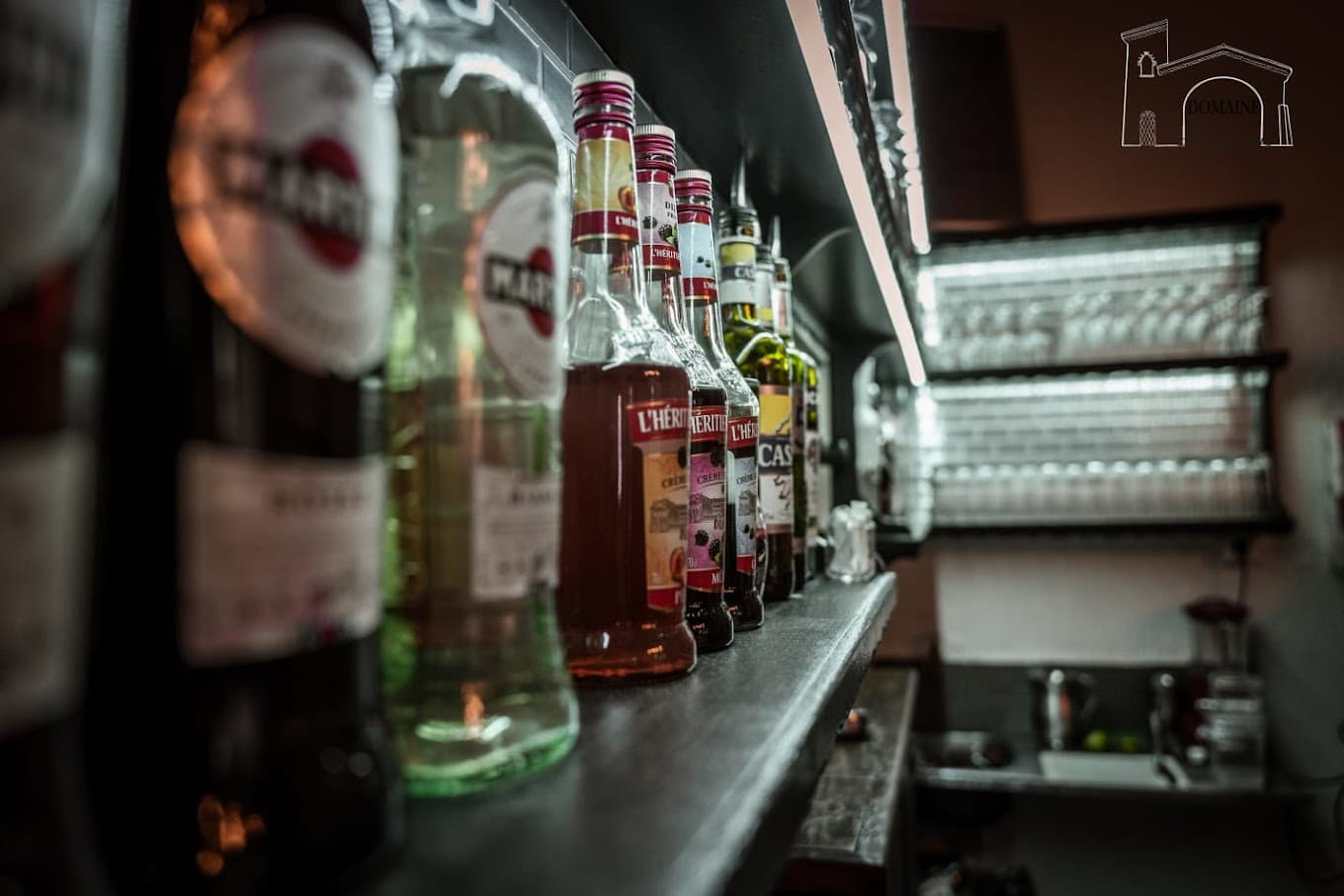bar