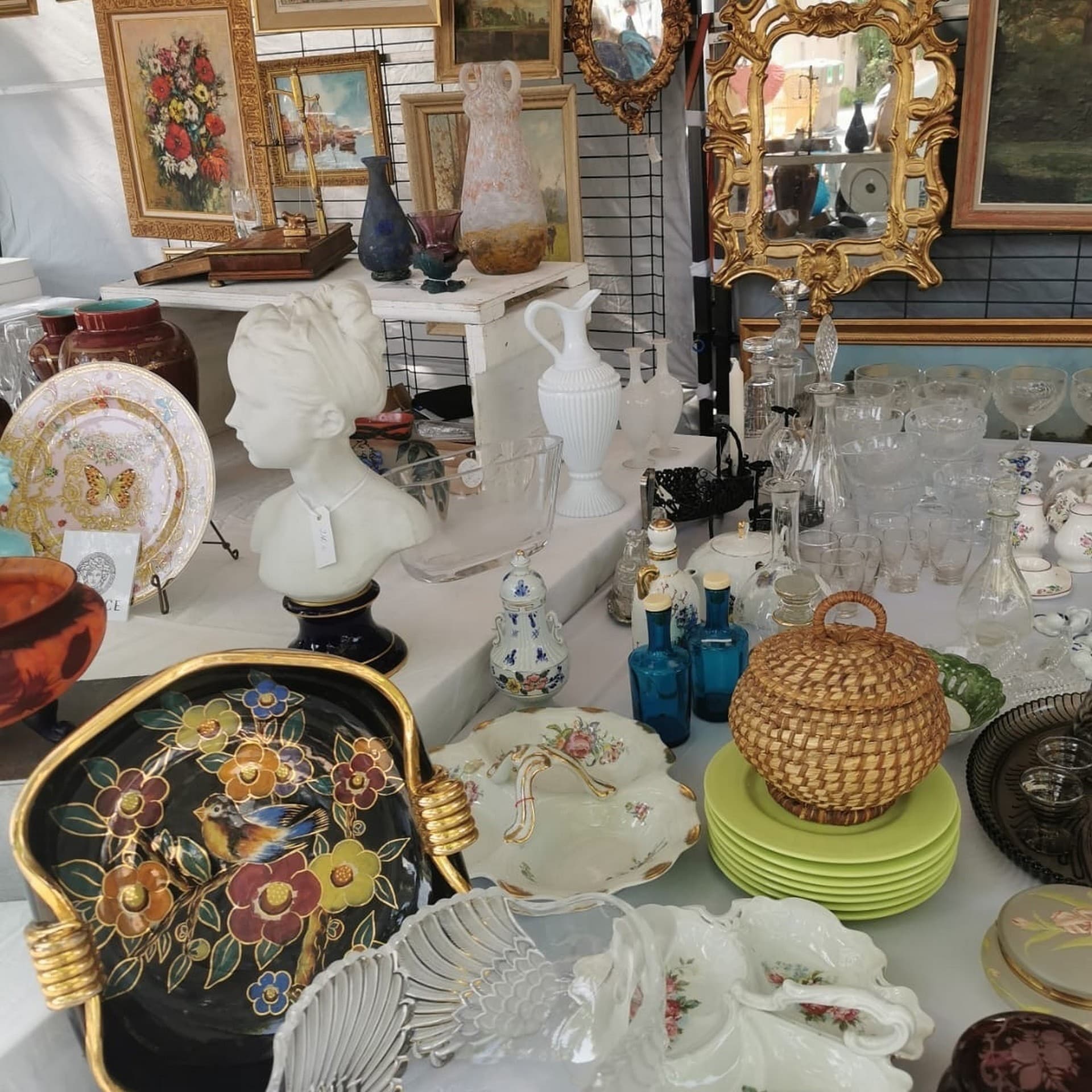 La Brocante d'Eygalières Vaisselle
