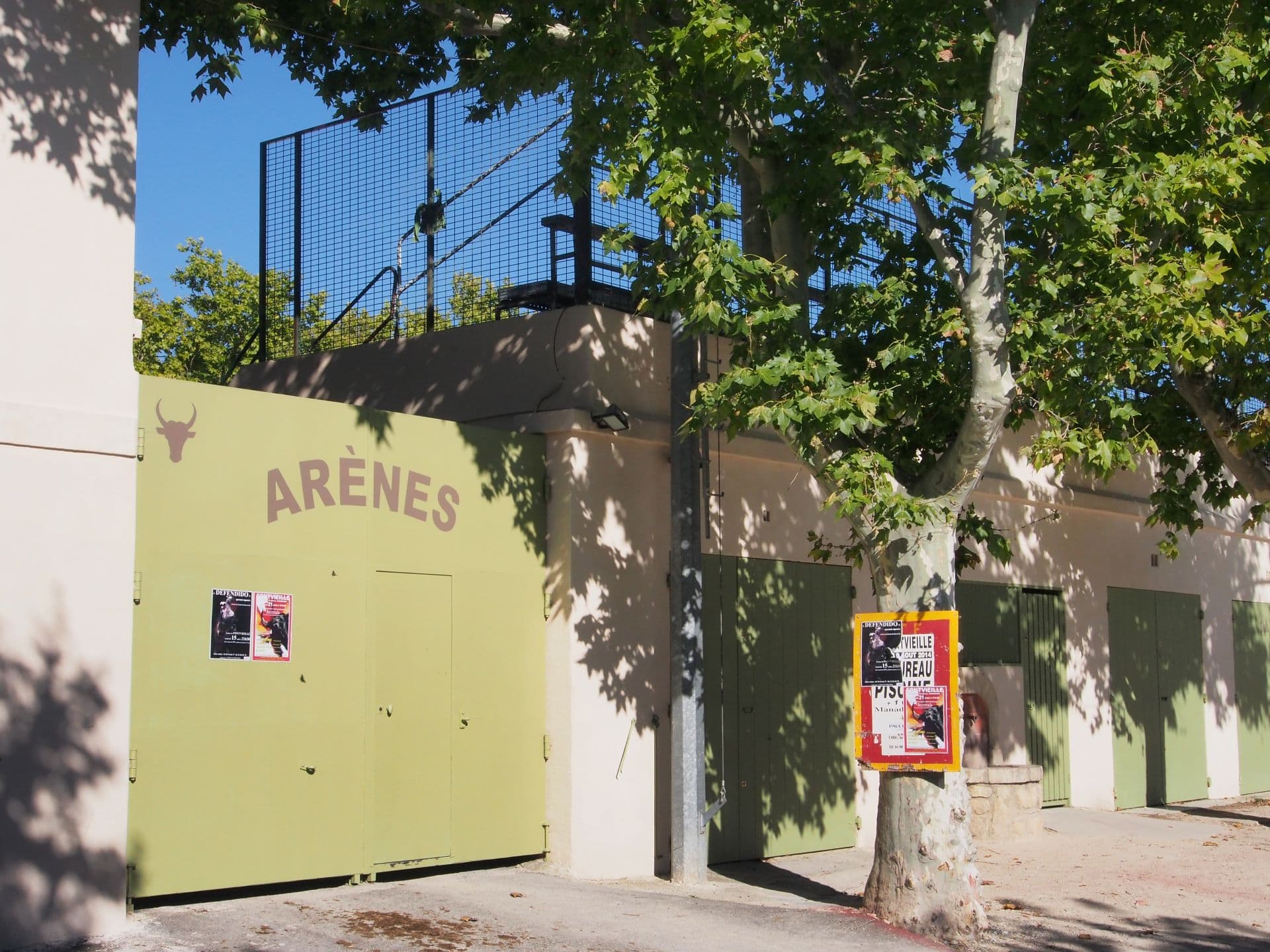 Les Arènes de Fontvieille