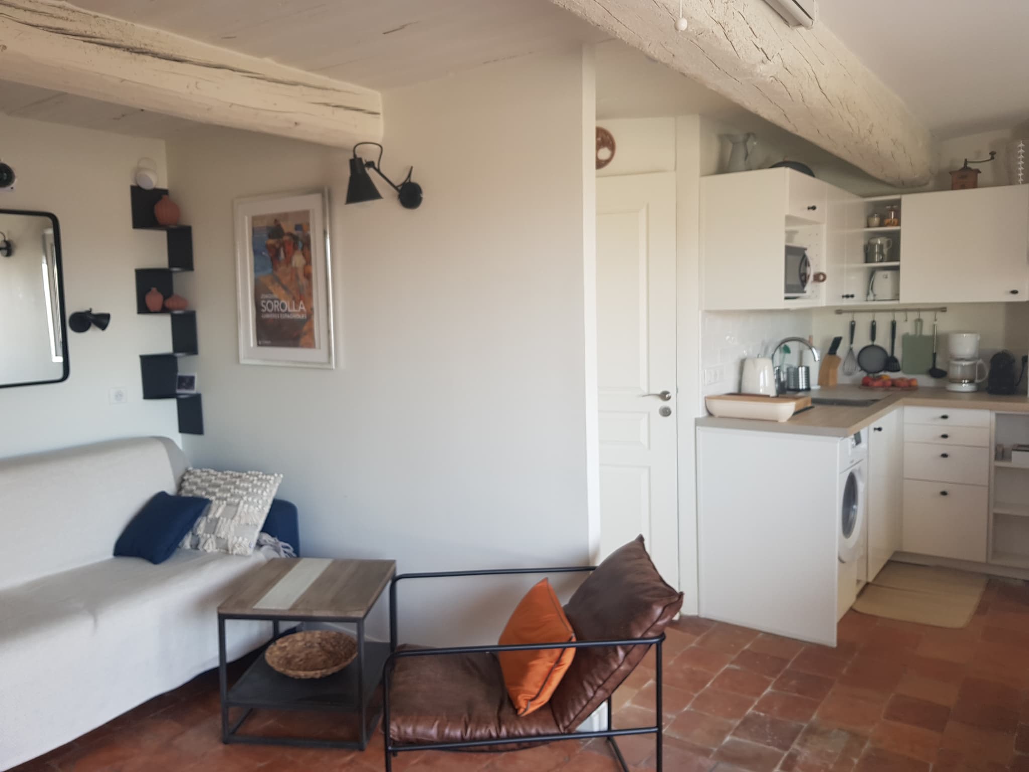 Le salon et la cuisine