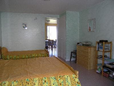13T1036584_5_WEB.jpg