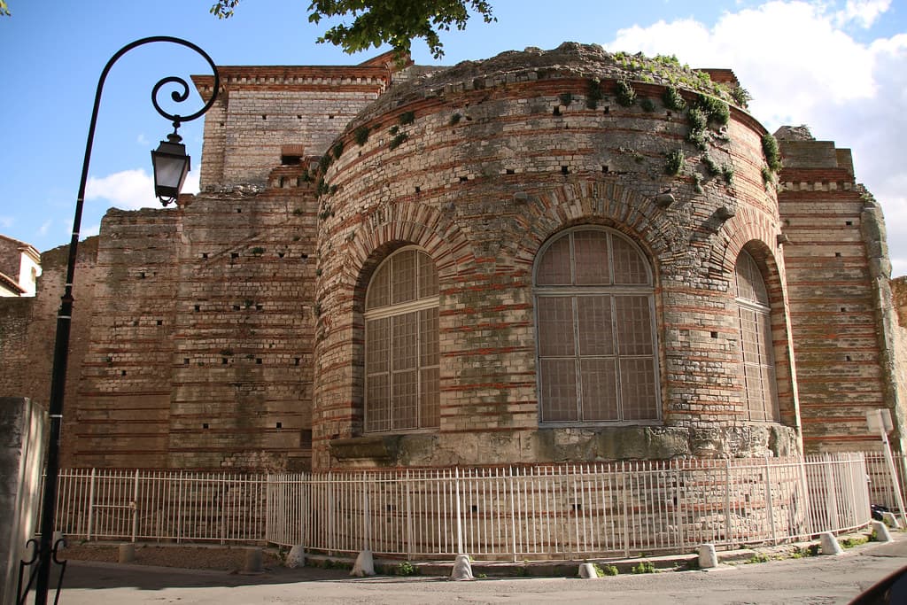 Les Thermes de Constantin_Arles