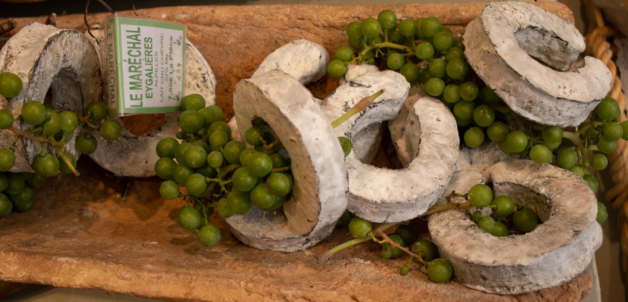 La_Cave_aux_fromages_Le_Maréchal_Eygalières©Colette_Oppermann