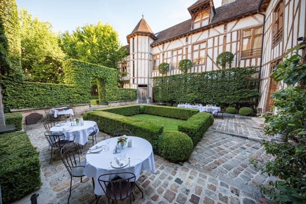 Maison de Rhodes - terrasse.jpg