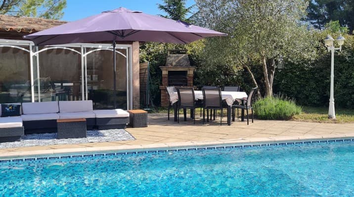 VILLA AVEC PISCINE ET CLIMATISATION PROCHE AIX EN PROVENCE_Fuveau