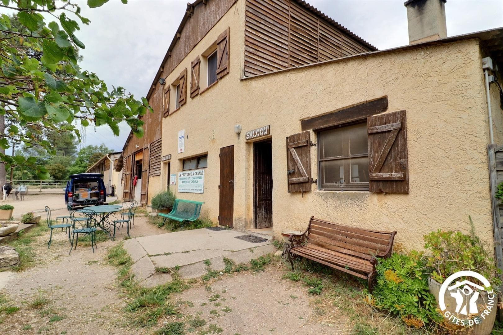 La Provence à cheval