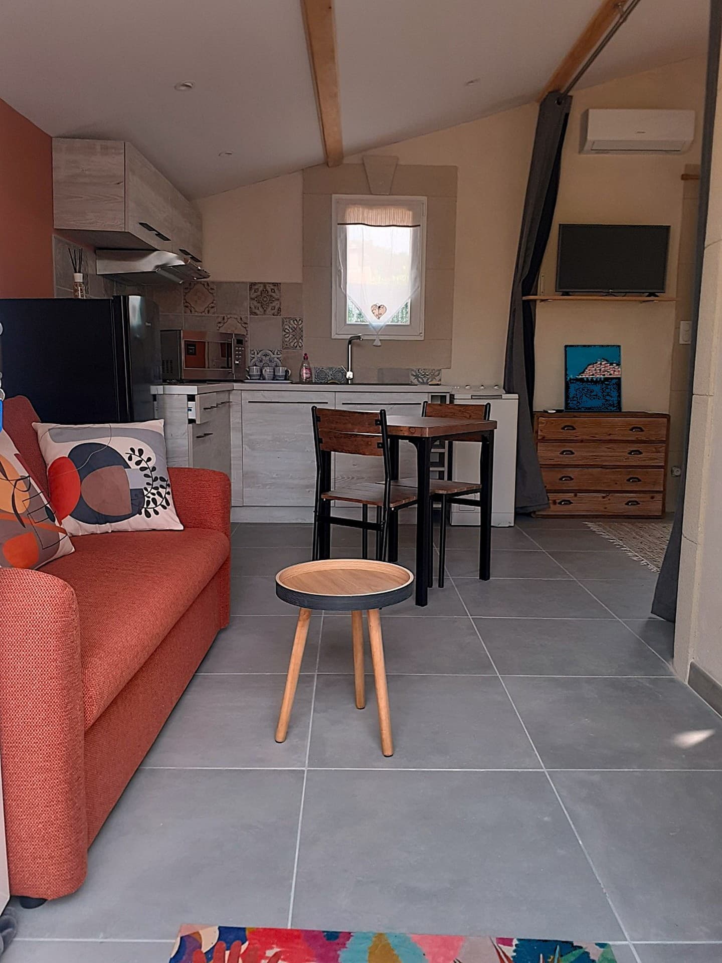 Gîte Kalimera à Mouriès Coin cuisine