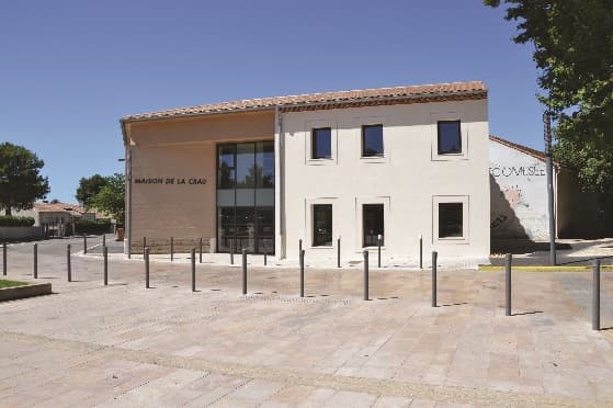 De Saint-Martin-de-Crau à Arles