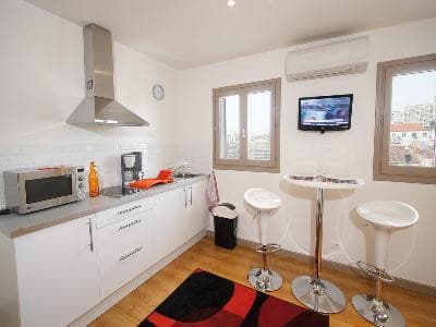 Location saisonnière Orange Marseille.jpg