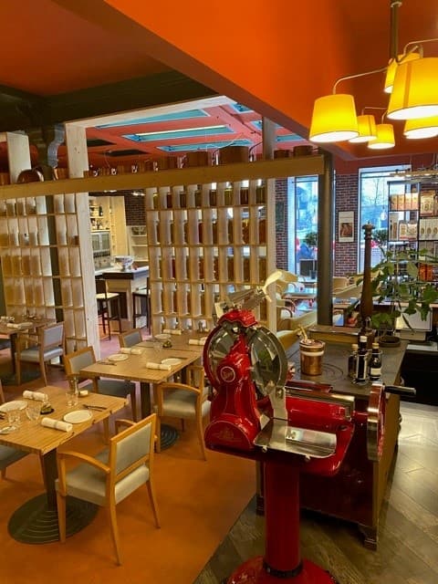 Salle_Caffe Cosi