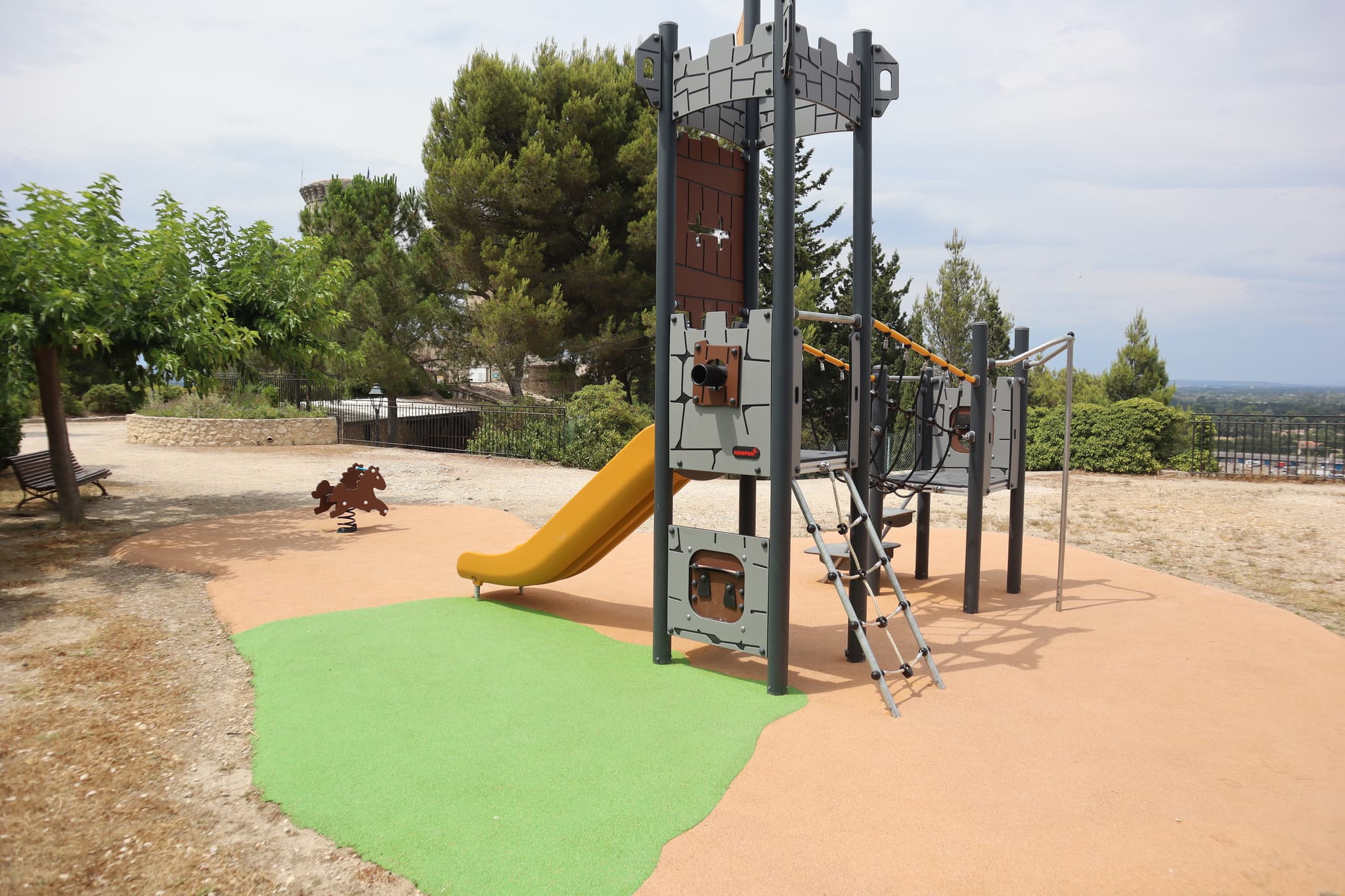 Aires de jeux_Châteaurenard