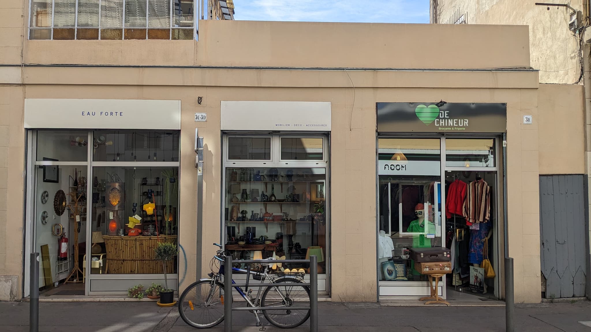 Commerce rue Bernex