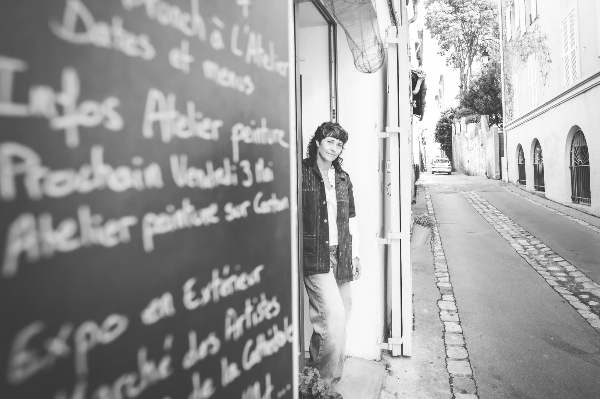 Carol on the roof_Aix-en-Provence