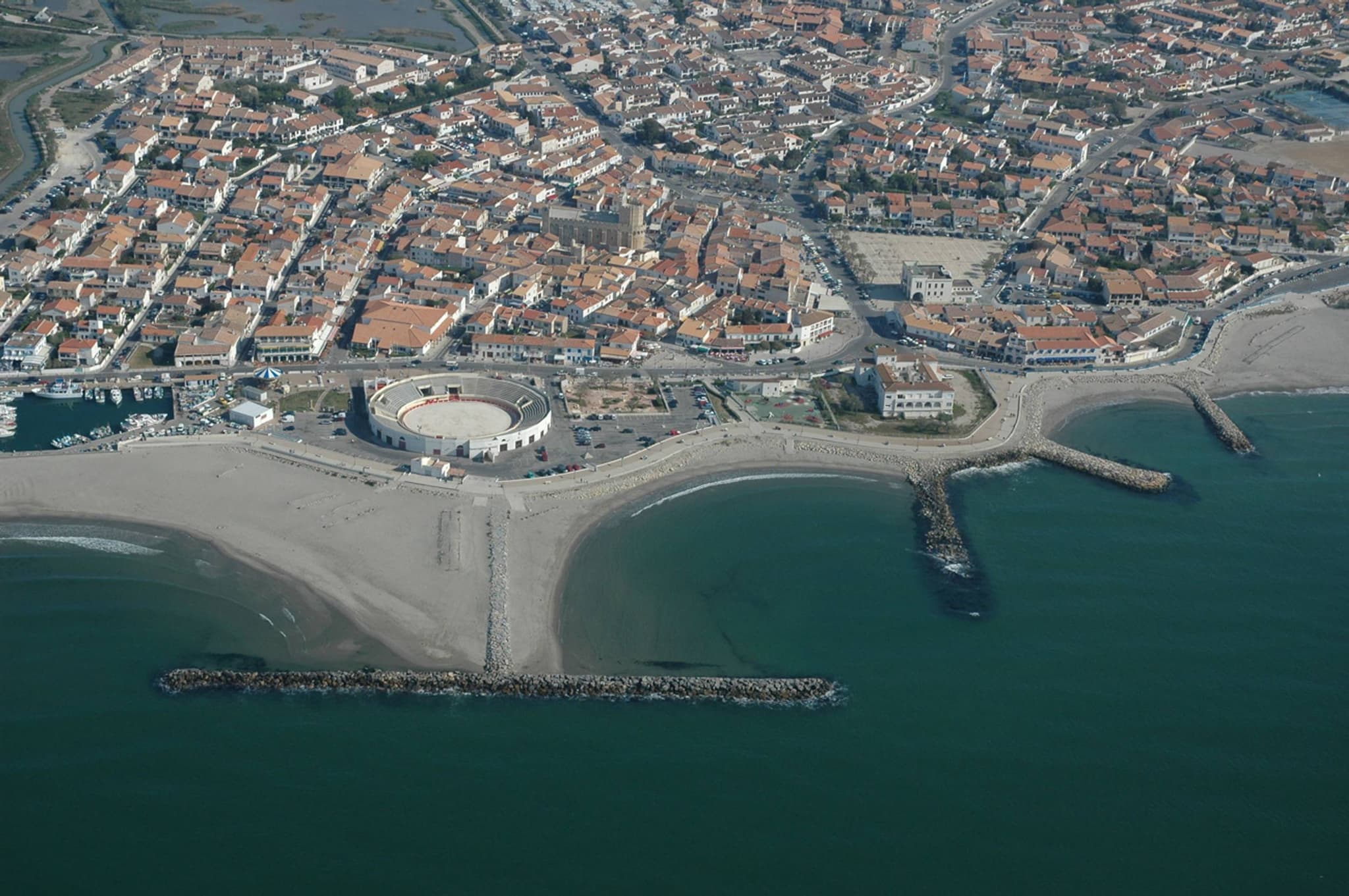 SAINTS-MARIES-DE-LA-MER - À vélo, du bac du Sauvage à Cacharel