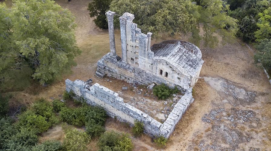 Chateau Bas