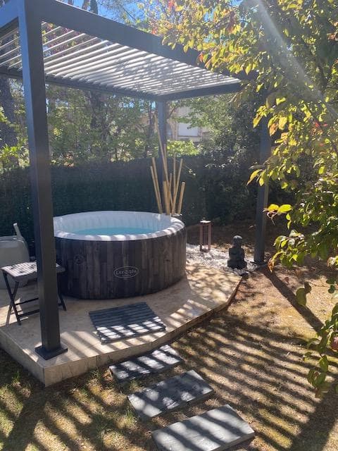 Studio 25m2 avec jacuzzi privatif