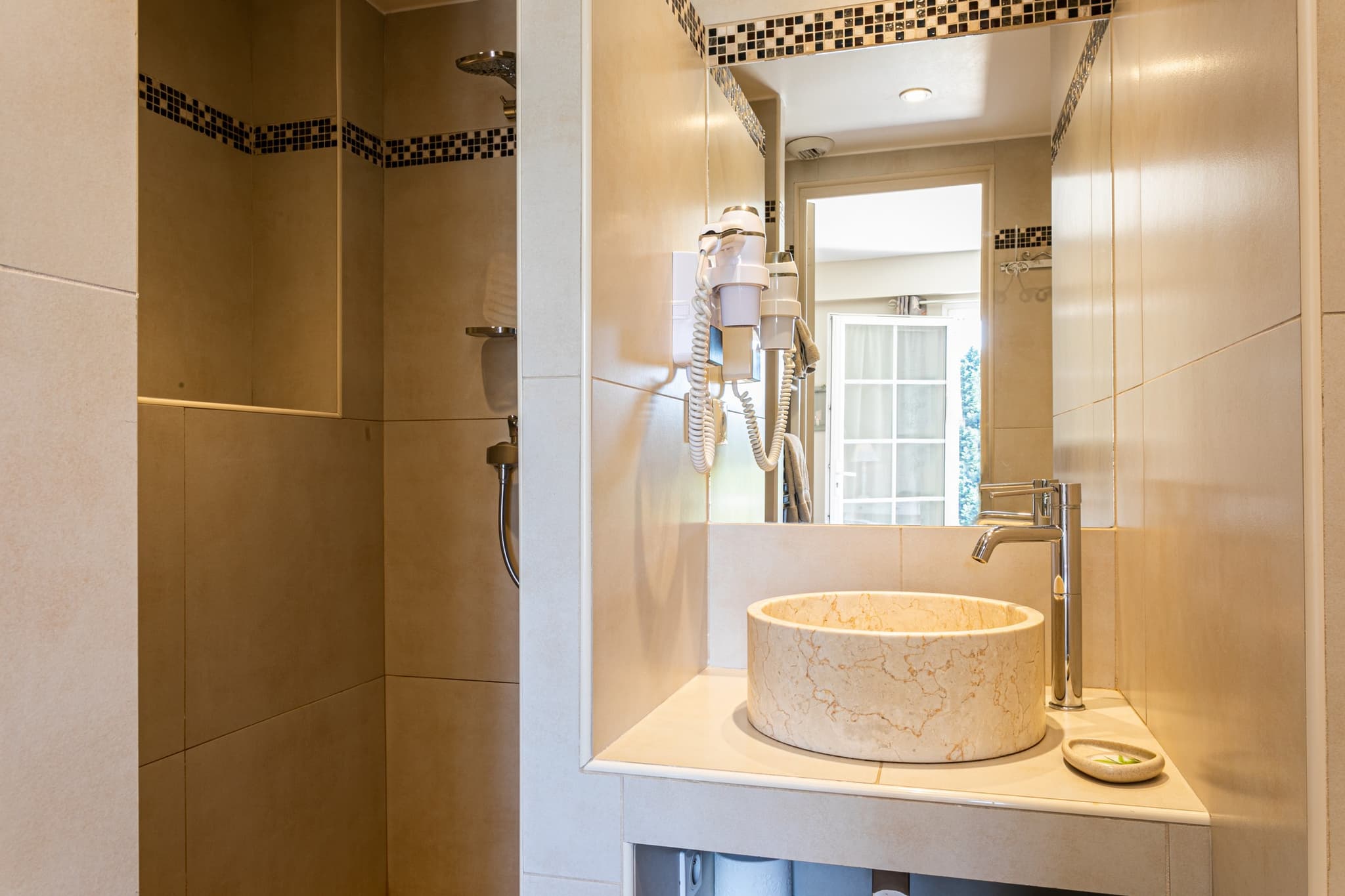 hotel_mas_saint_joseph_salle_de_bain