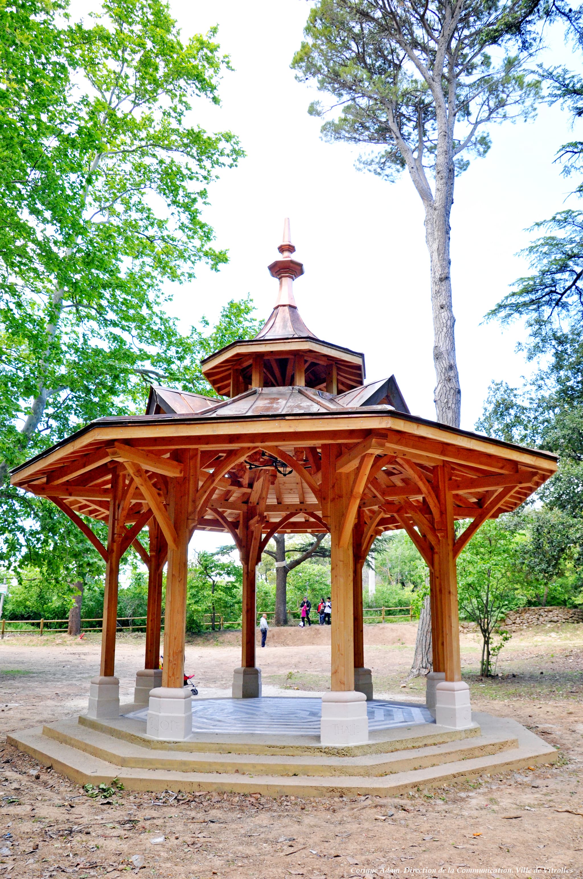 Vitrolles Tourisme Point Info