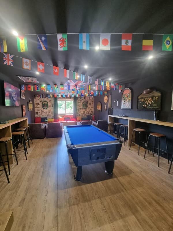 Le Queen Elizabeth's pub