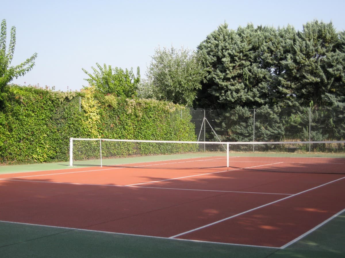 Le Murier Platane Mouries_tennis