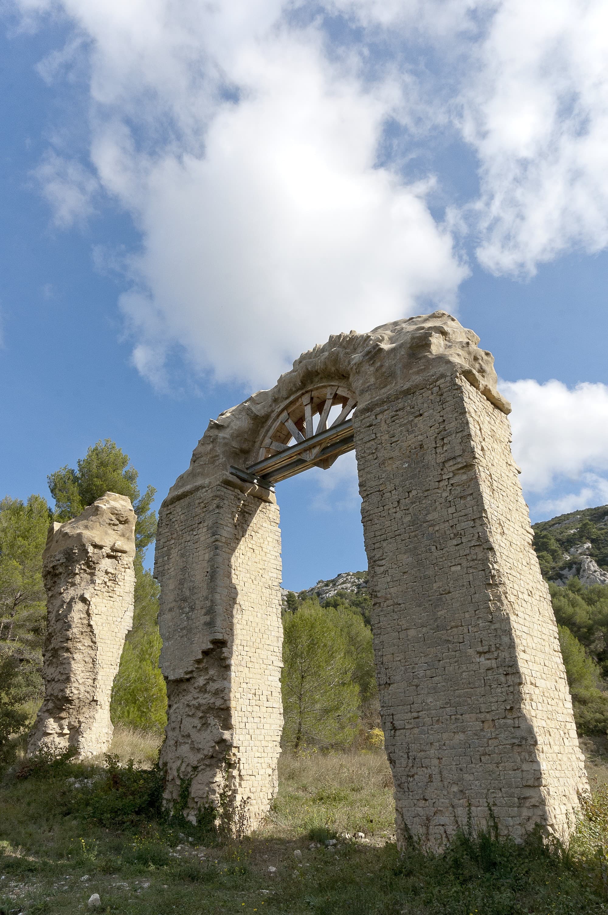 Sentier de découverte de l'aqueduc romain_Meyrargues