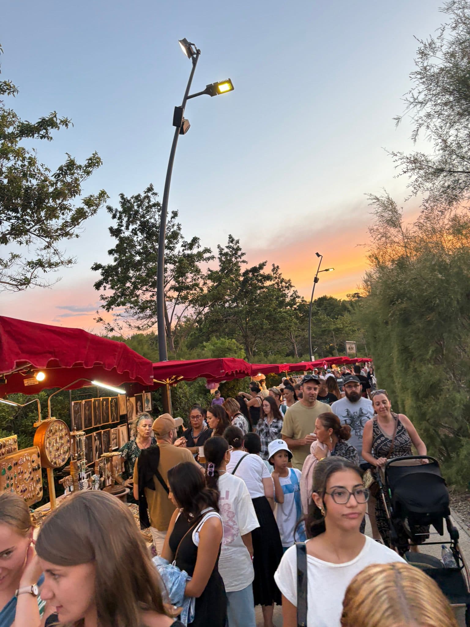 Marché nocturne des créateurs_Istres