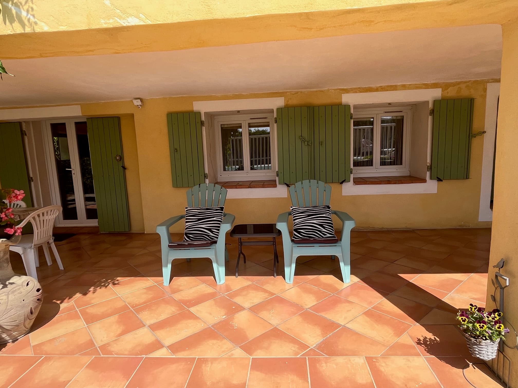 Le Rez de Jardin de SoPat_Fuveau